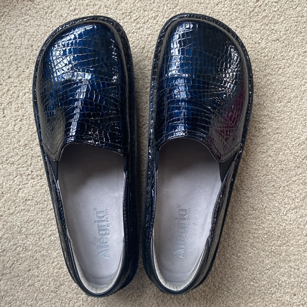 Like New! Algeria Women’s Debra Shoes - Midnight Rambler (7578)